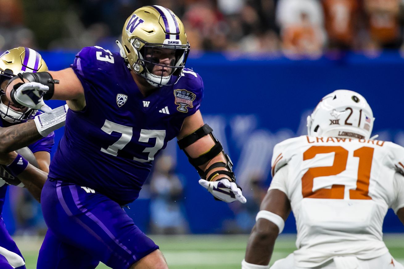 COLLEGE FOOTBALL: JAN 01 CFP Semifinal - Allstate Sugar Bowl - Texas vs Washington