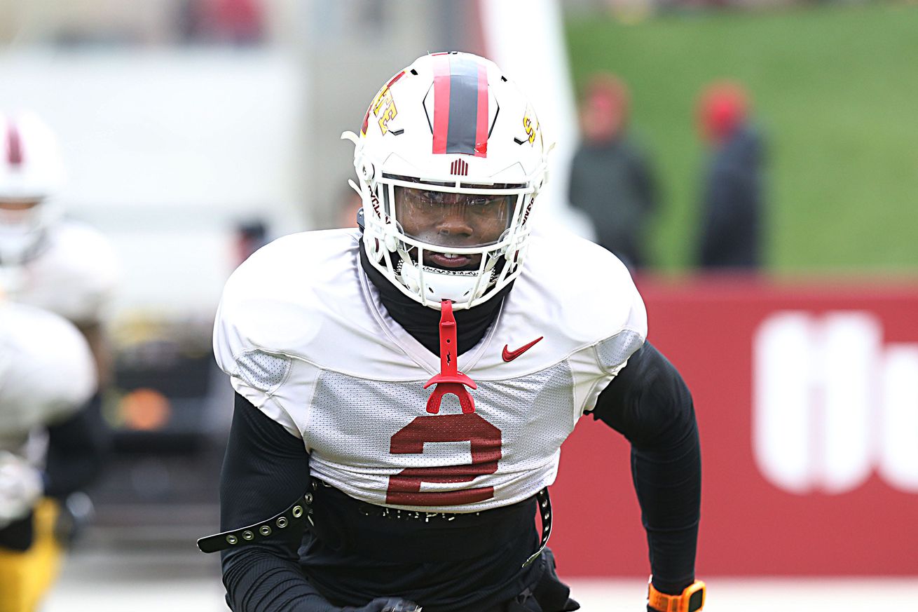 Syndication: The Des Moines Register