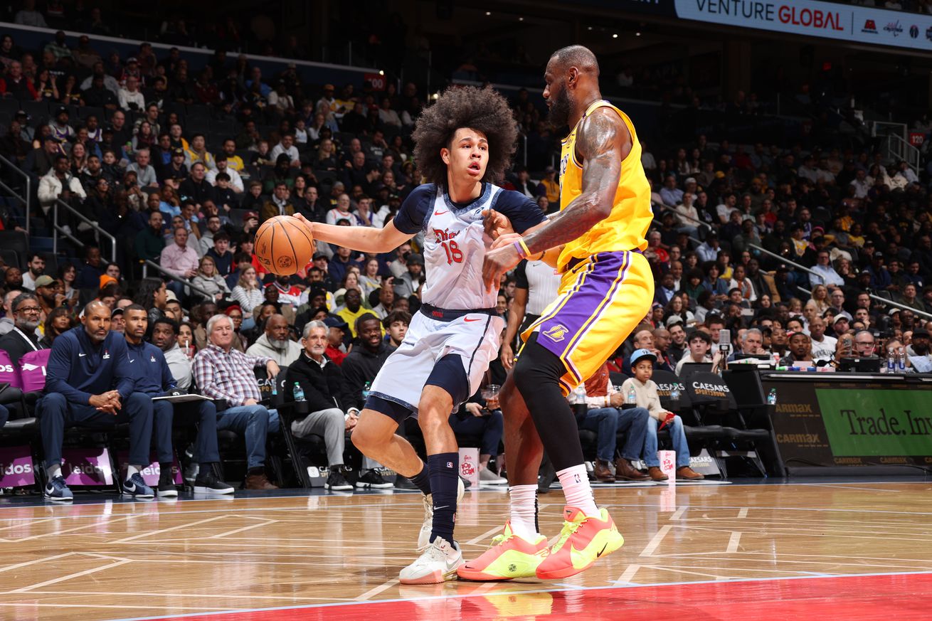 Los Angeles Lakers v Washington Wizards