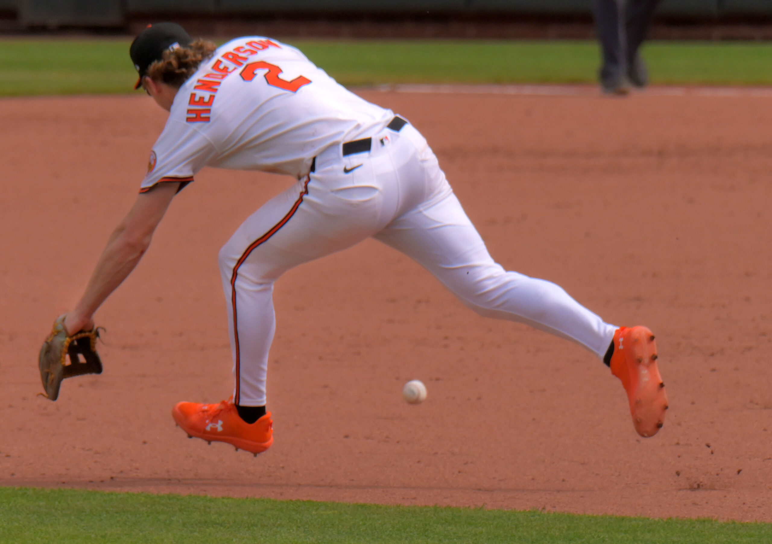 A grounder off the bat of Cincinnati Reds hitter Austin...