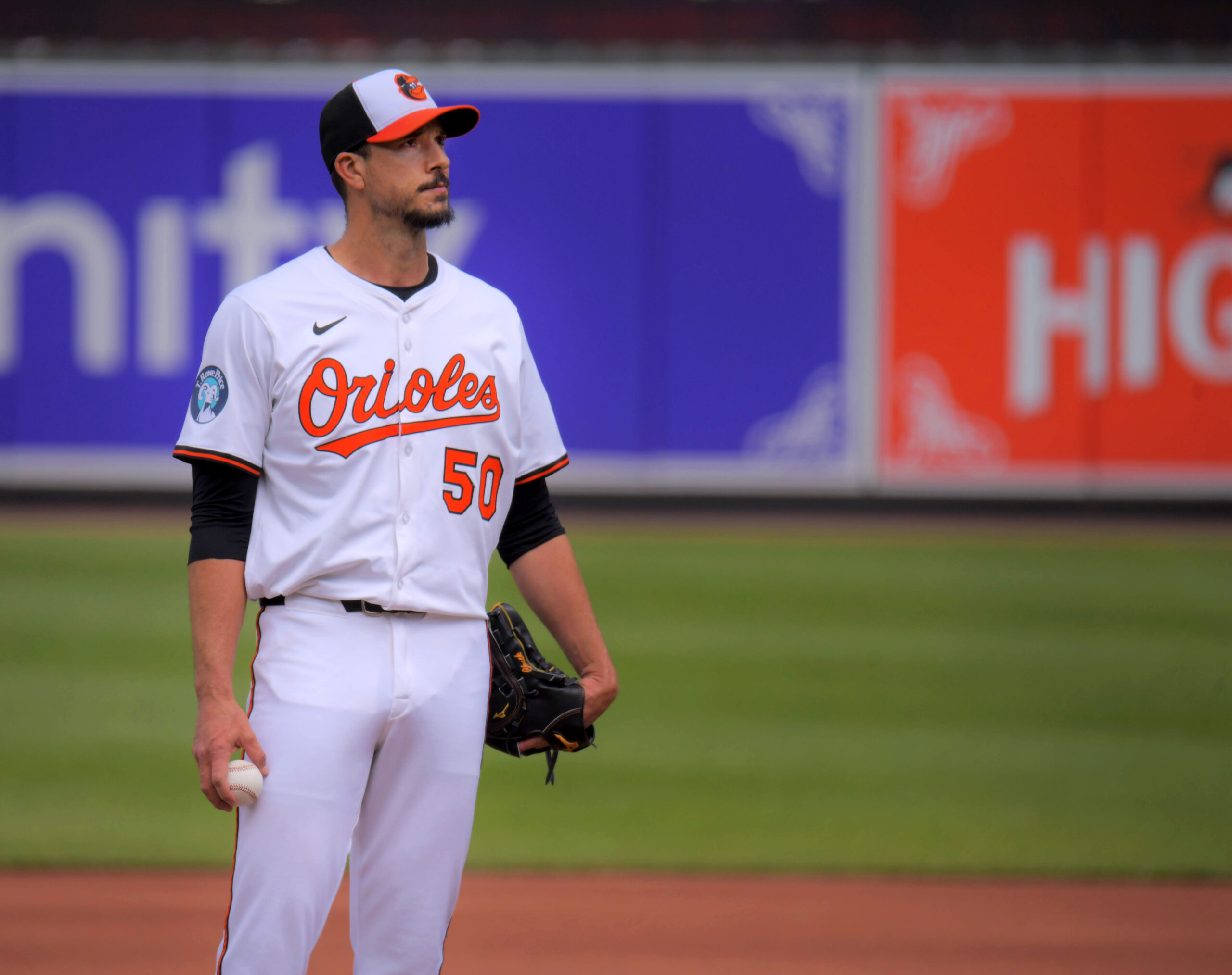 Orioles starting pitcher Charlie Morton looks on as manager Brandon...