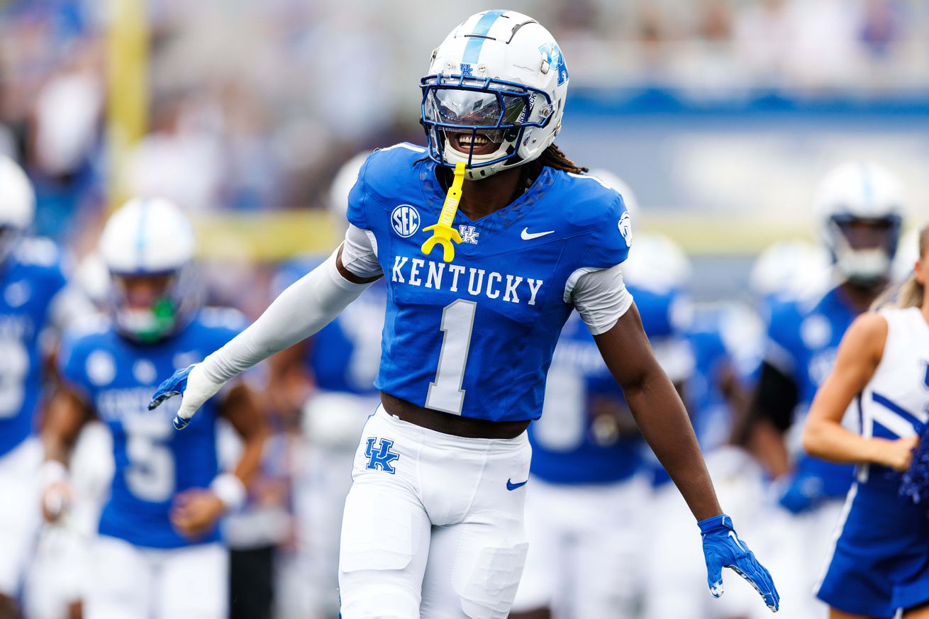 NCAA Football: Ohio at Kentucky
