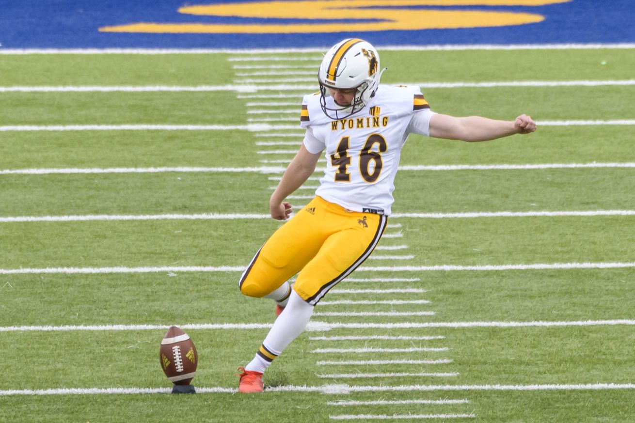 COLLEGE FOOTBALL: OCT 30 Wyoming at San Jose State