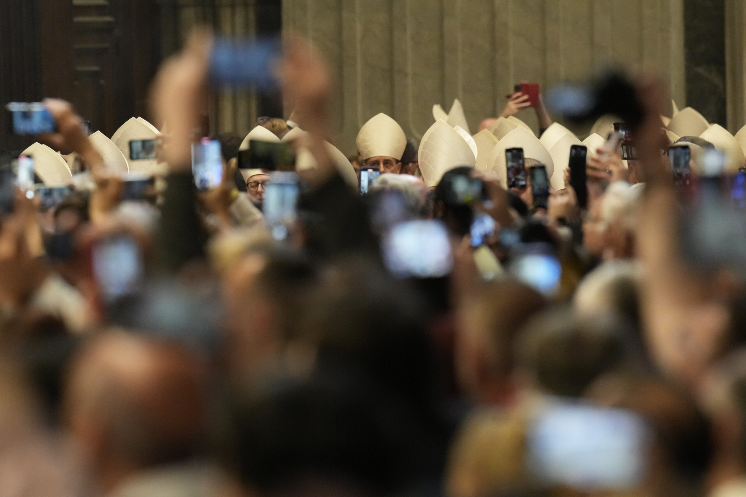 Faithful capture images with their smartphones