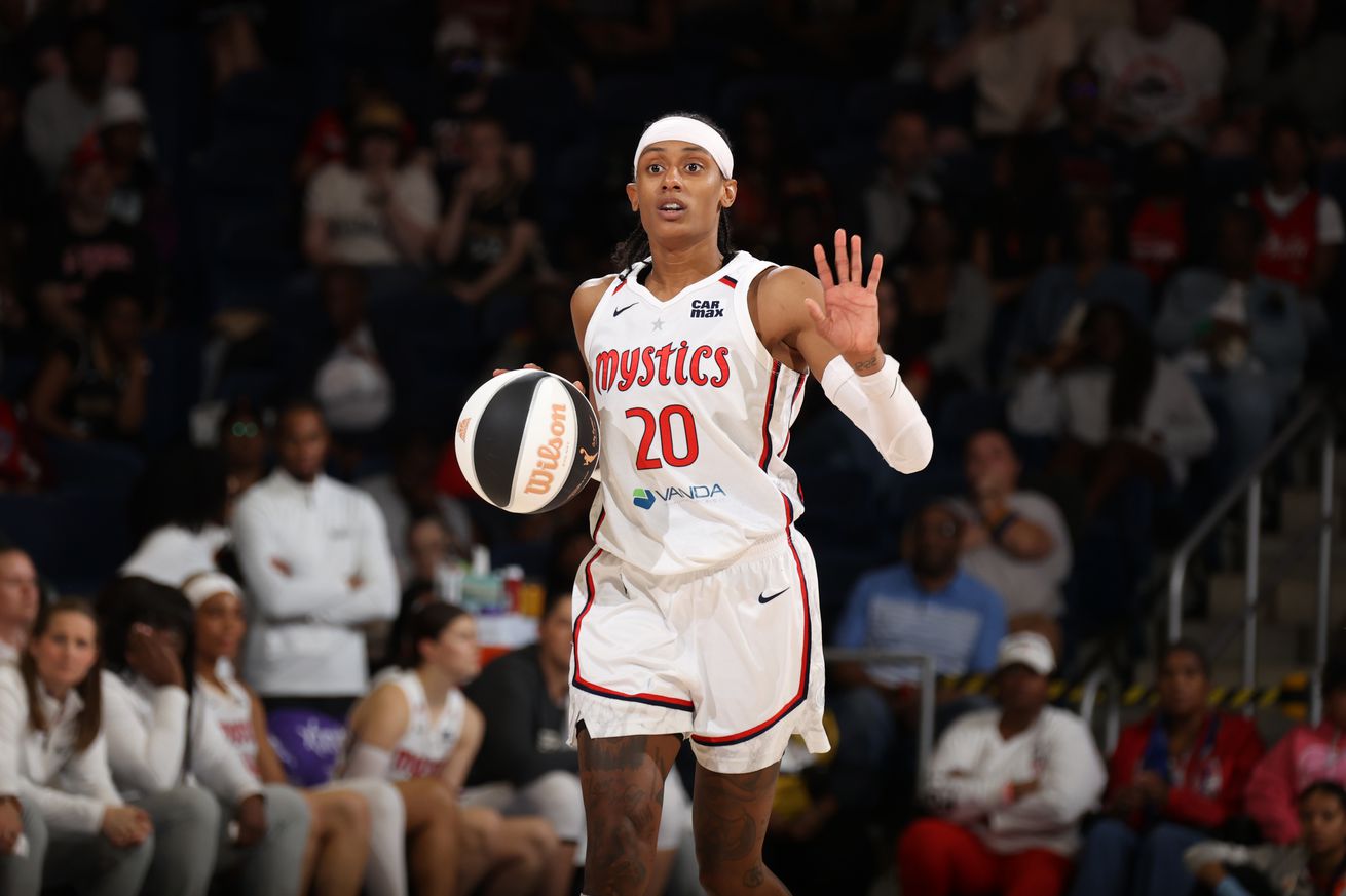 Connecticut Sun v Washington Mystics