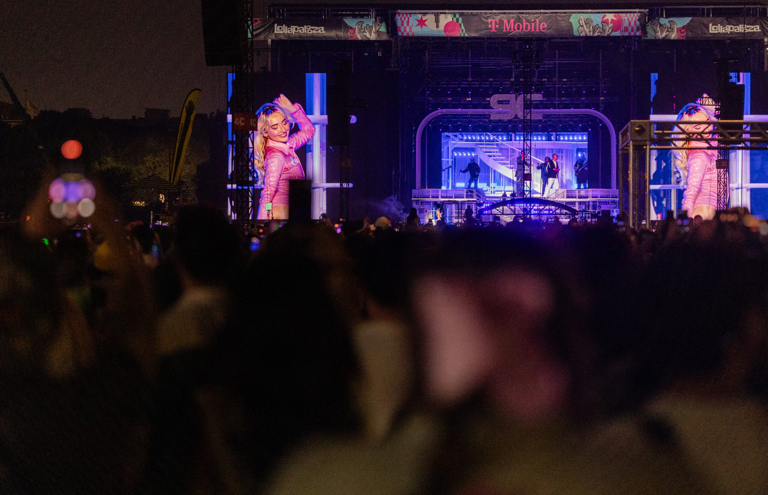 Sabrina Carpenter performs with Earth, Wind & Fire perform at...