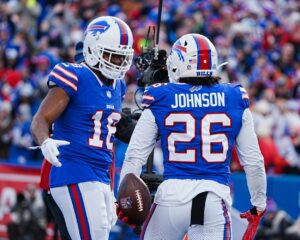 Free Agent Amari Cooper