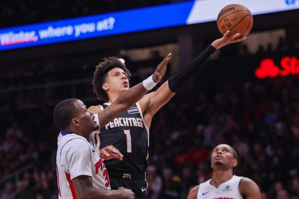 Nov 18, 2025; Atlanta, Georgia, USA; Atlanta Hawks forward Jalen Johnson (1) shoots against the Detroit Pistons in the third quarter at State Farm Arena. Mandatory Credit: Brett Davis-Imagn Images